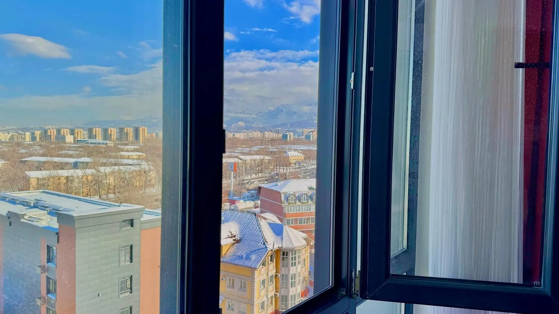 Уютные Апартаменты- Тв Напротив Кровати Almaty 0*,  Kazakistan